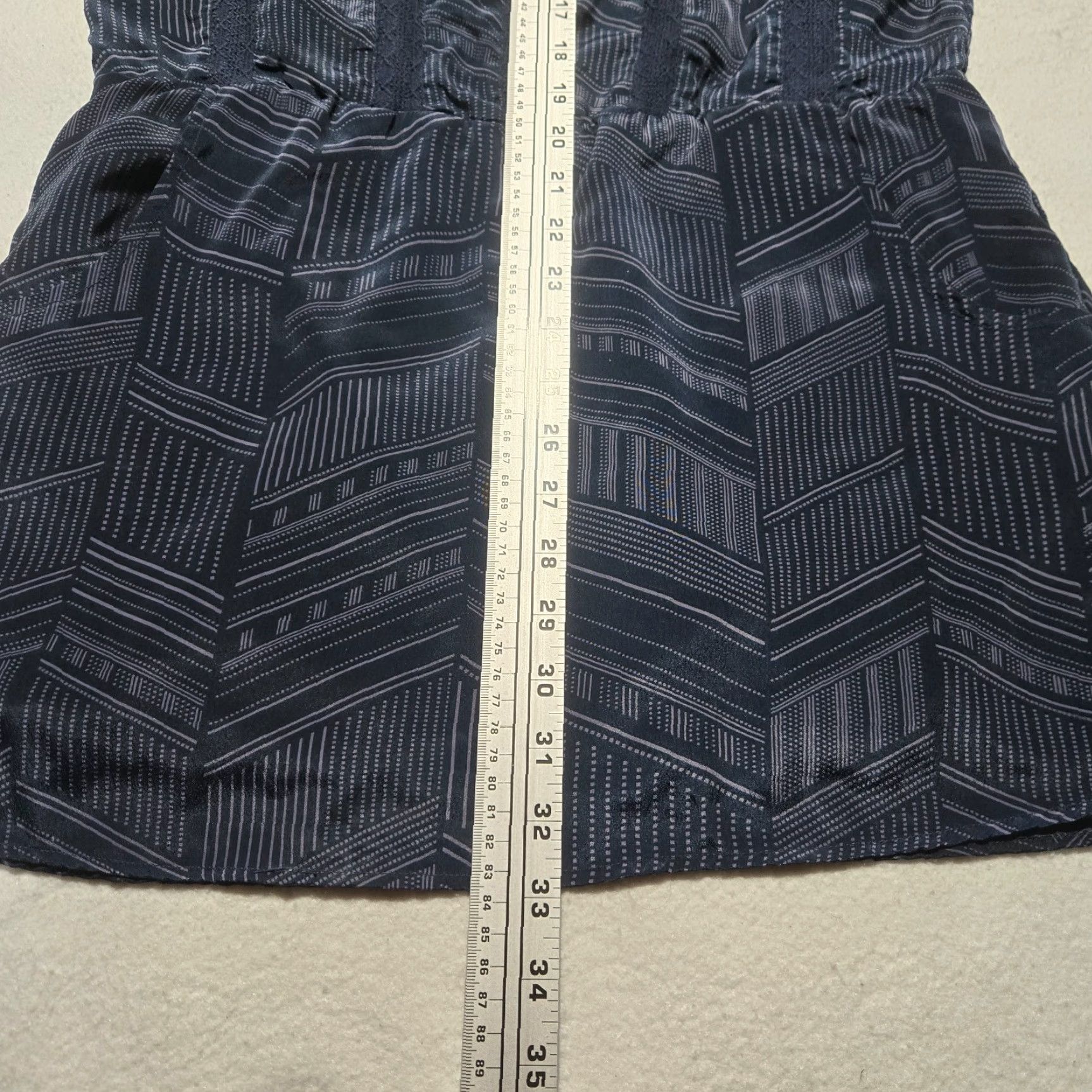 Banana Republic Banana Republic Shirt Tank Adult Women's Size 2 Navy Blue Cowl Neck Sleeveless Tanktop - Regular Fit Women’s Spring Summer Fall 2 Women Size XS / US 0-2 / IT 36-38 - 7 Thumbnail