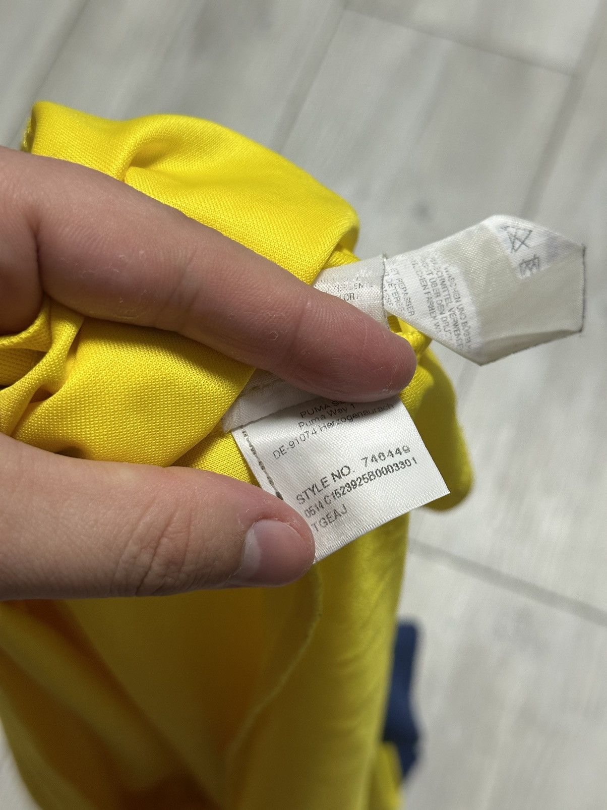 Puma Arsenal Jersey Away football shirt 2014-2015 Yellow Puma Size US L / EU 52-54 / 3 - 9 Thumbnail