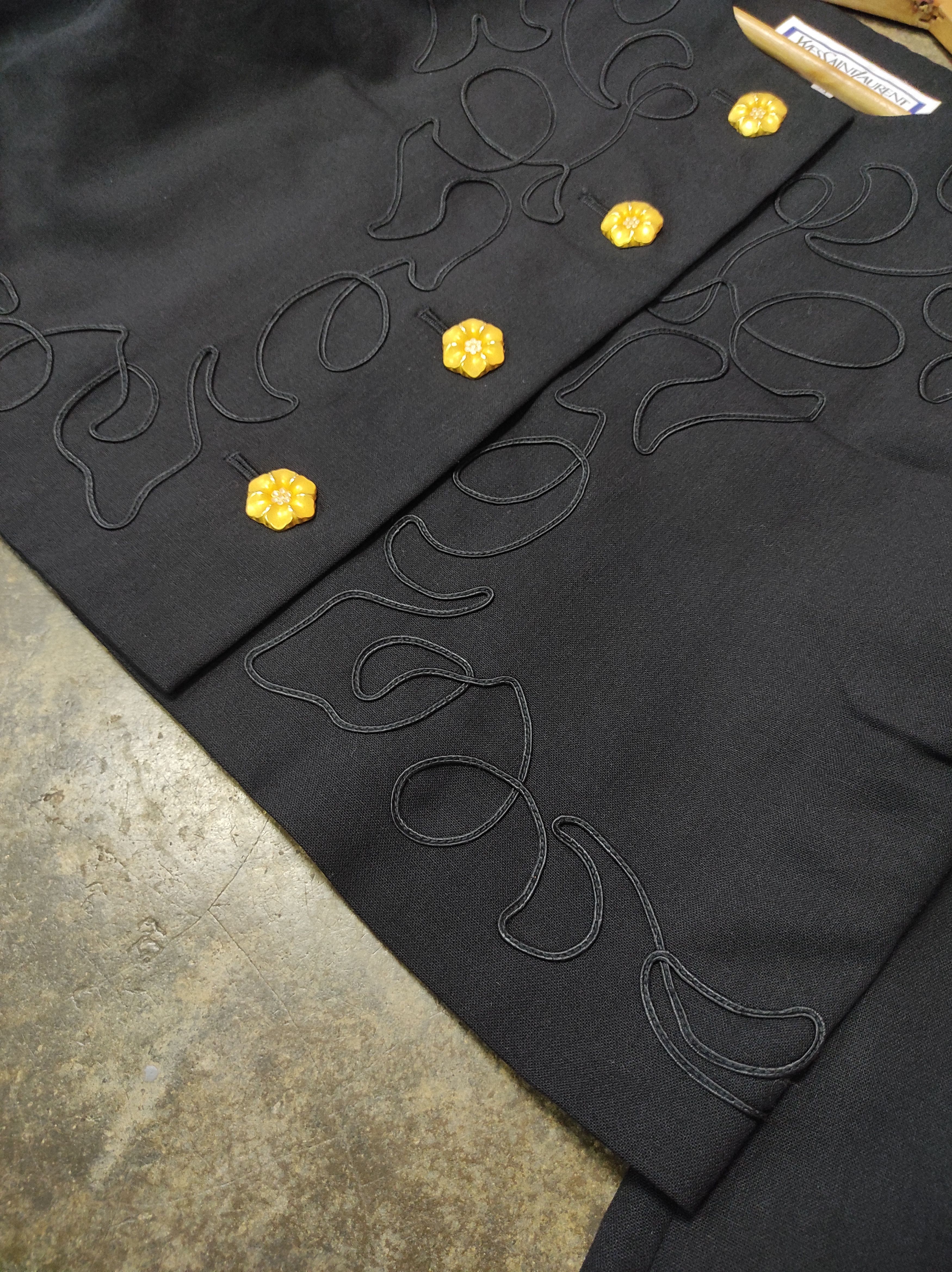 Vintage × Yves Saint Laurent YVES SAINT LAURENT DIFFUSION FEMMES FLOWER BUTTON JACKET Size M / US 6-8 / IT 42-44 - 3 Thumbnail