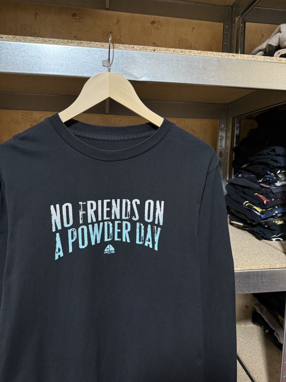 Nike × Nike ACG × Vintage Vintage Nike ACG No Friends On A Powder Day Longsleeve Tee Size US M / EU 48-50 / 2 - 3 Thumbnail