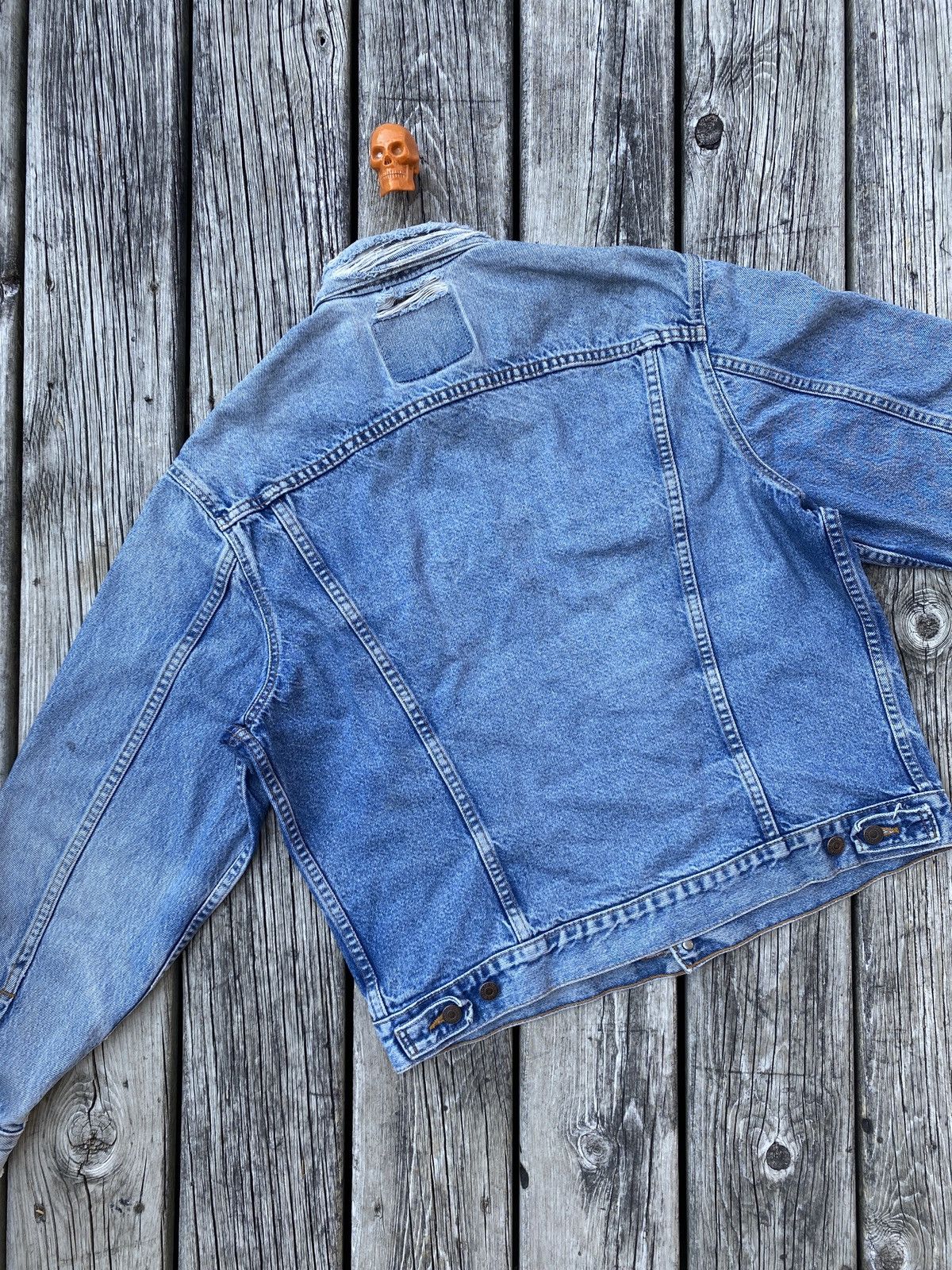 Levi's 90s distressed faded Levi's denim jacket sz 44 Size US L / EU 52-54 / 3 - 6 Thumbnail
