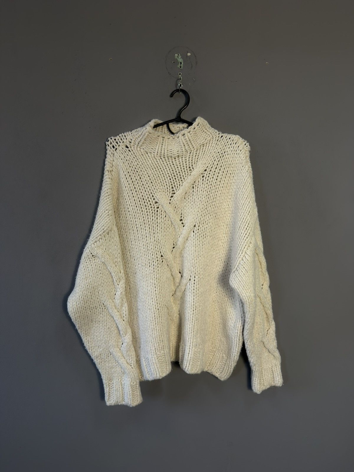 Balenciaga Balenciaga knit oversized sweater Size US L / EU 52-54 / 3 - 1 Thumbnail