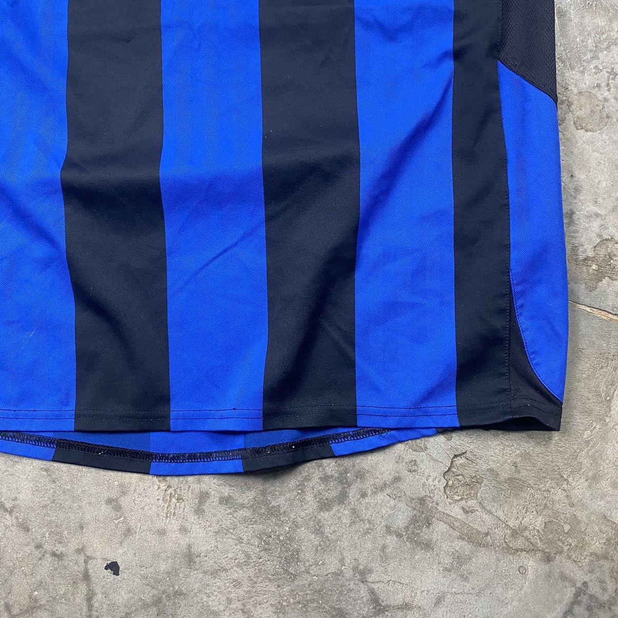 Nike y2k Luis Figo Inter Milan Firelli Jersey Size US M / EU 48-50 / 2 - 8 Thumbnail