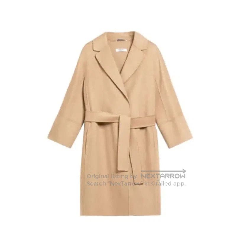 MaxMara Khaki Belted Women's Coat .