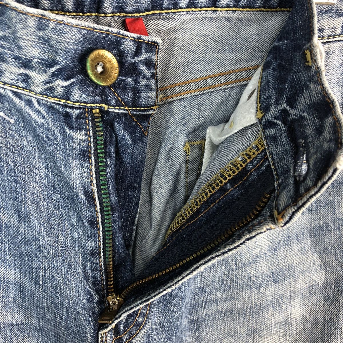 Uniqlo DL Uniqlo Jeans Blue Distressed Denim Pants #C154 Size US 31 - 11 Thumbnail