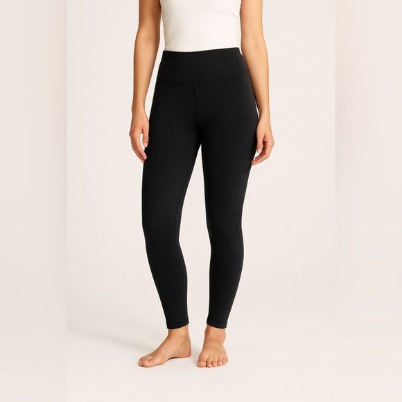 Lululemon Lululemon Black Thick Leggings High Rise Women’s Size 8 Size 30" / US 8 / IT 44 - 1 Thumbnail