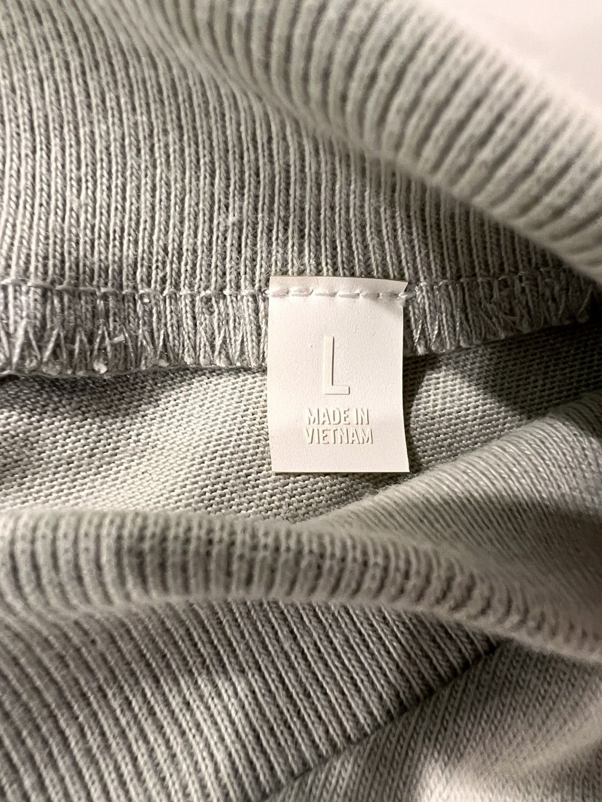 Essentials Essentials abbey stone classic t-shirt size large Size US L / EU 52-54 / 3 - 6 Thumbnail