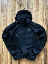 Arc’Teryx Veilance Conduit AR