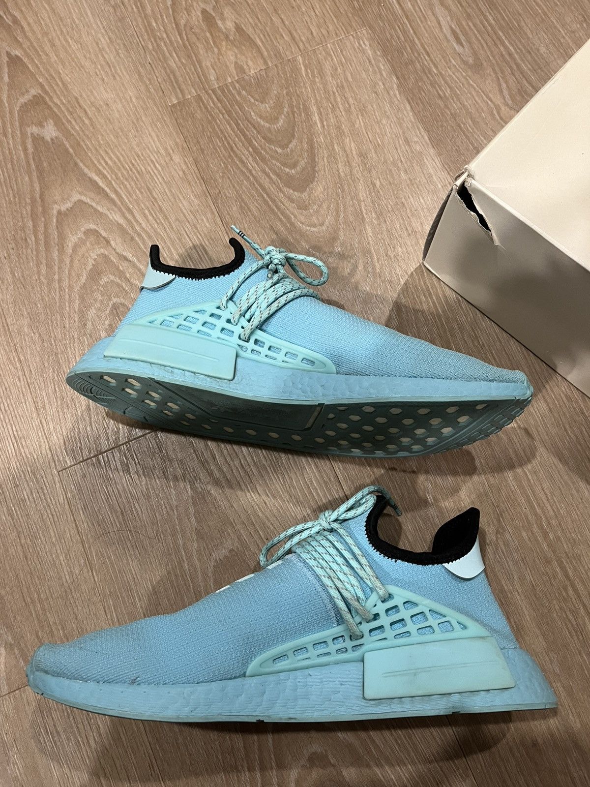 Adidas × Pharrell Adidas human race Size US 12 / EU 45 - 4 Thumbnail