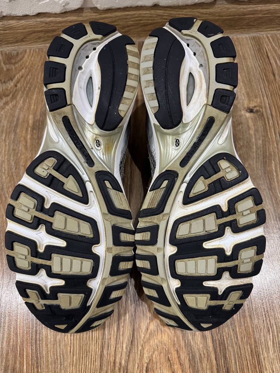 Other New Balance 620 Vintafe Sneakers Size US 10.5 / EU 43-44 - 12 Thumbnail
