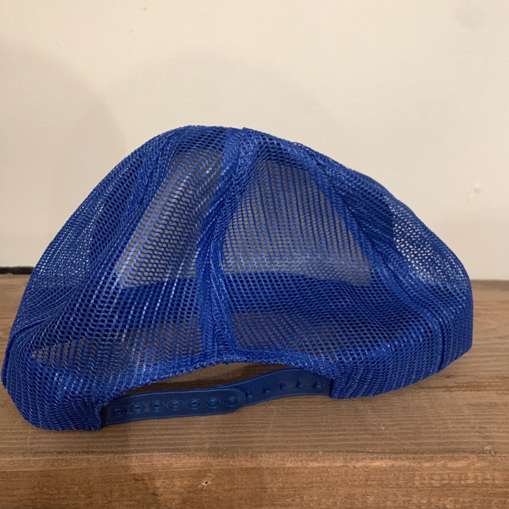 Ford VINTAGE Ford Hat Trucker Cap Snapback One Size Men Blue Red Hill Pennsylvania Dealership Size ONE SIZE - 3 Thumbnail