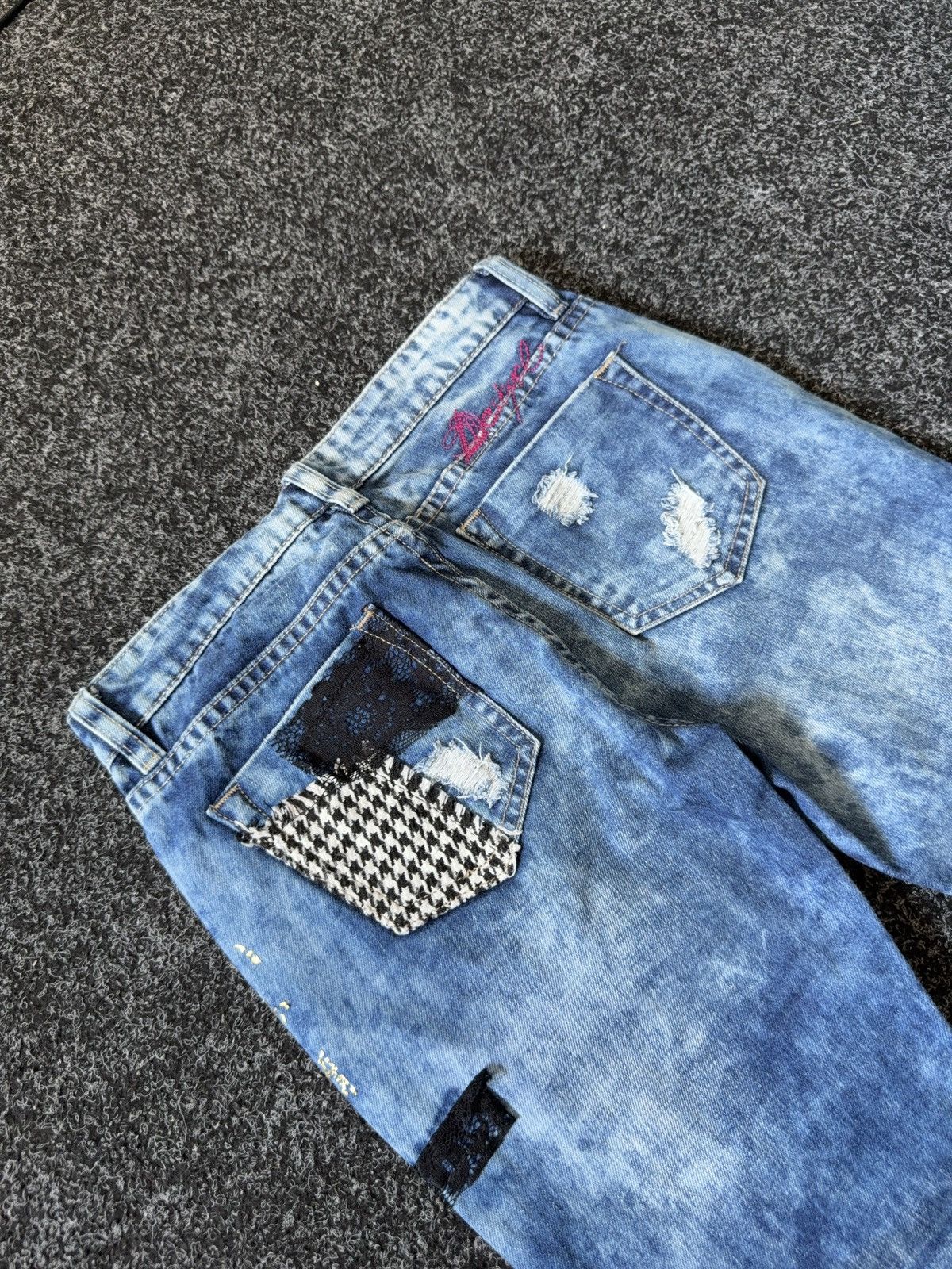 Desigual Retro 00s Vintage Desigual Patchwork Distressed Jeans Size 27" / US 4 / IT 40 - 14 Thumbnail