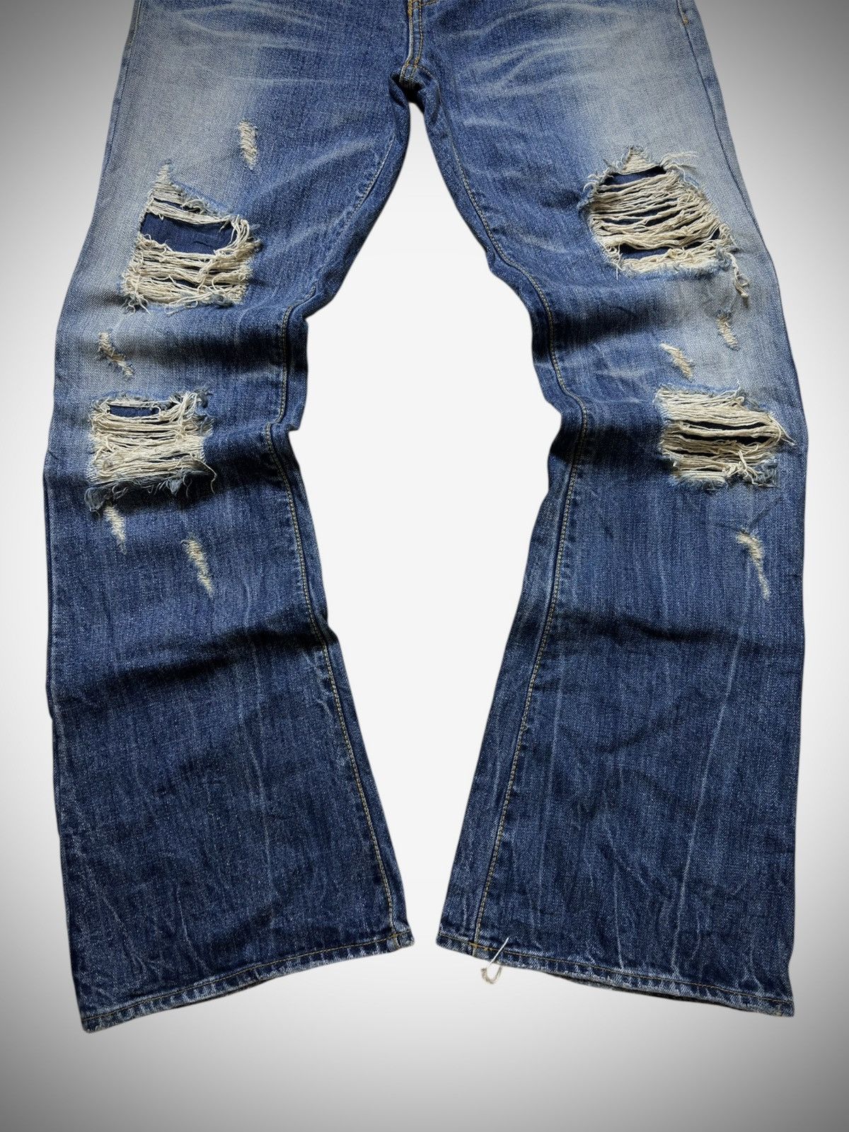 GOA 2000’s G.O.A - Distressed Flared Jeans Size US 31 - 4 Thumbnail