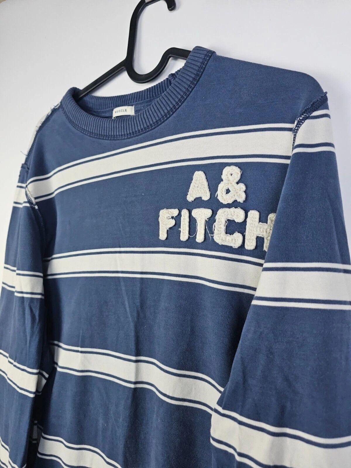 Abercrombie & Fitch Abercrombie Fitch Y2K Muscle Fit Stripe Crew Sweatshirt XL Size US XL / EU 56 / 4 - 1 Thumbnail