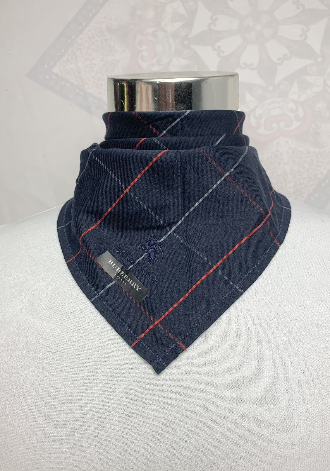 Burberry Burberry Handkerchief / Neckerchief / Bandana Size ONE SIZE - 1 Thumbnail
