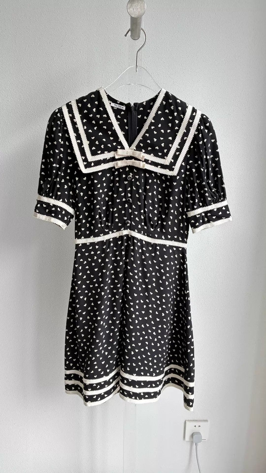 Miu Miu MIU MIU Black Heart Print Silk Navy Collar Dress Size XS / US 0-2 / IT 36-38 - 1 Thumbnail