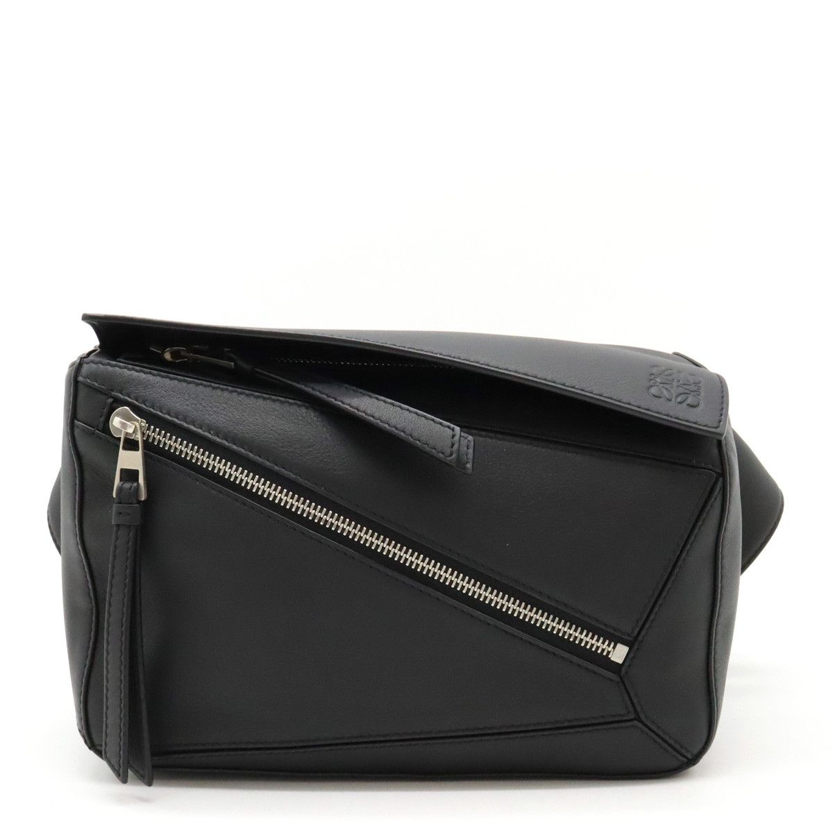 Loewe bum bag hot sale