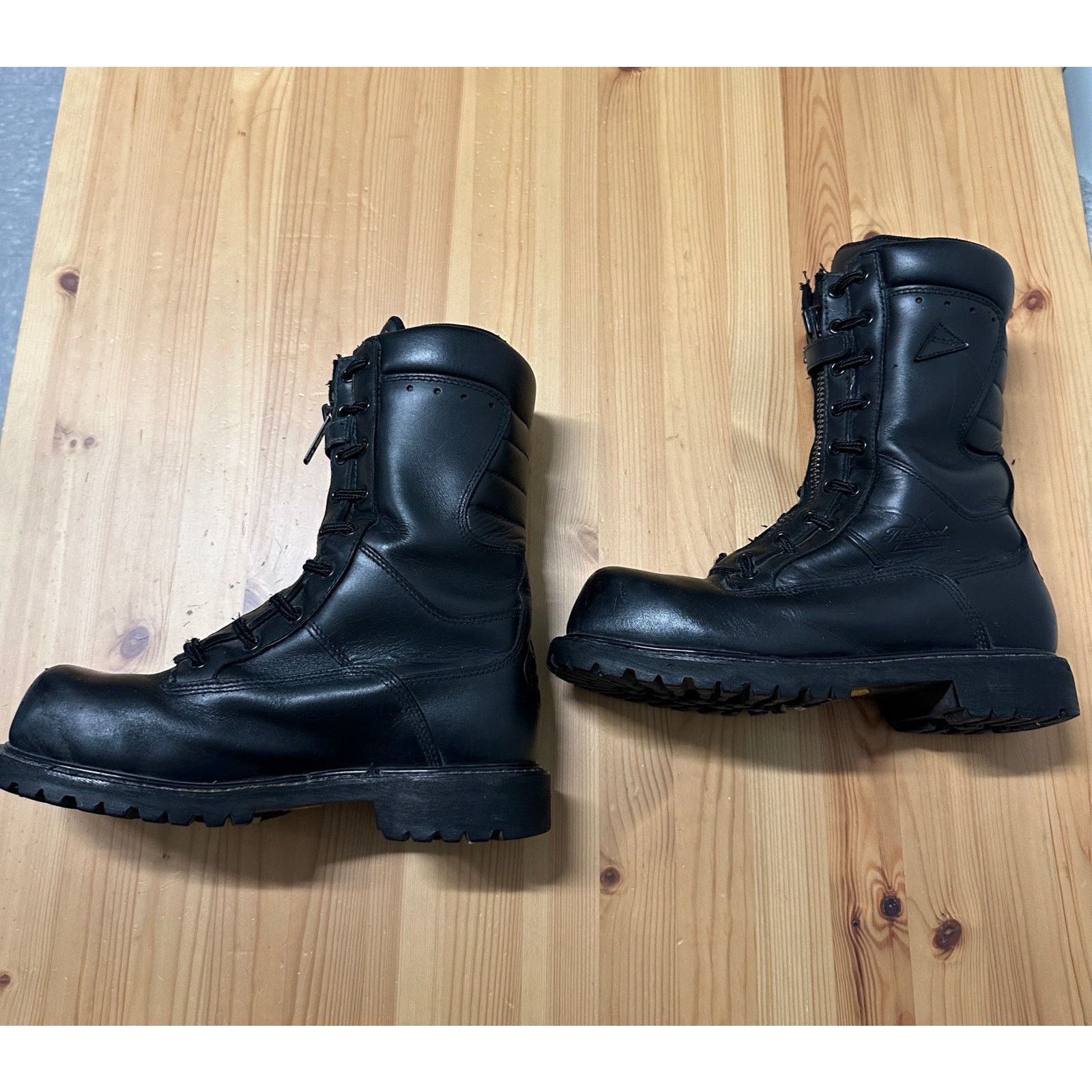 Thorogood Thorogood Wildland Hellfire Leather Boots Mens 7.5 Women 9.5 Size US 7.5 / EU 40-41 - 8 Thumbnail