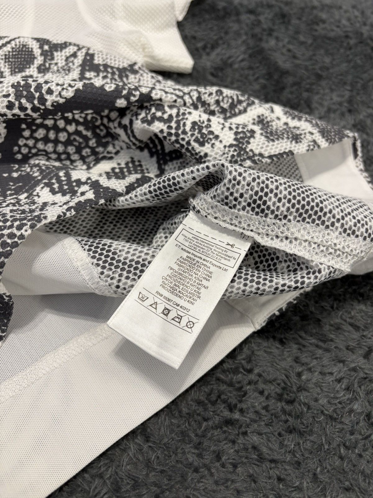 Adidas × Stella McCartney Adidas Stella McCartney SS 2017 Mesh Snake Print Tee Size S / US 4 / IT 40 - 5 Thumbnail