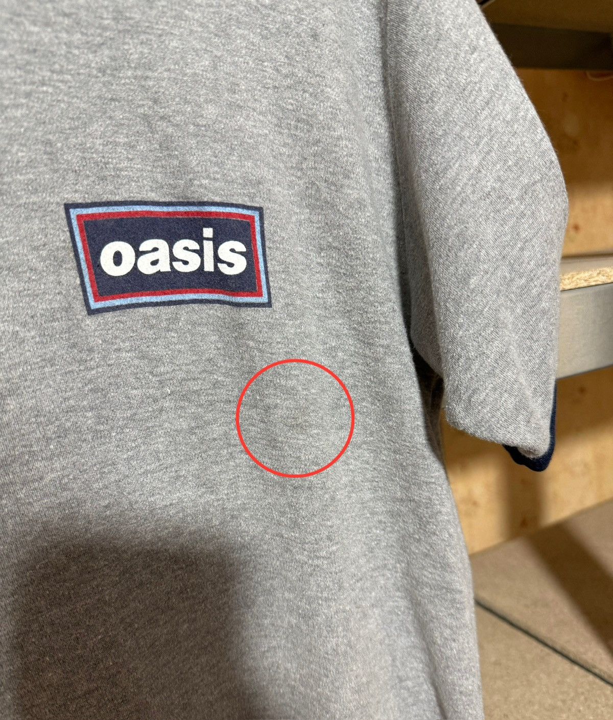 Band Tees × Vintage Vintage 1994 Oasis Definitely Maybe Rock Band Retro T-Shirt Size US L / EU 52-54 / 3 - 7 Thumbnail