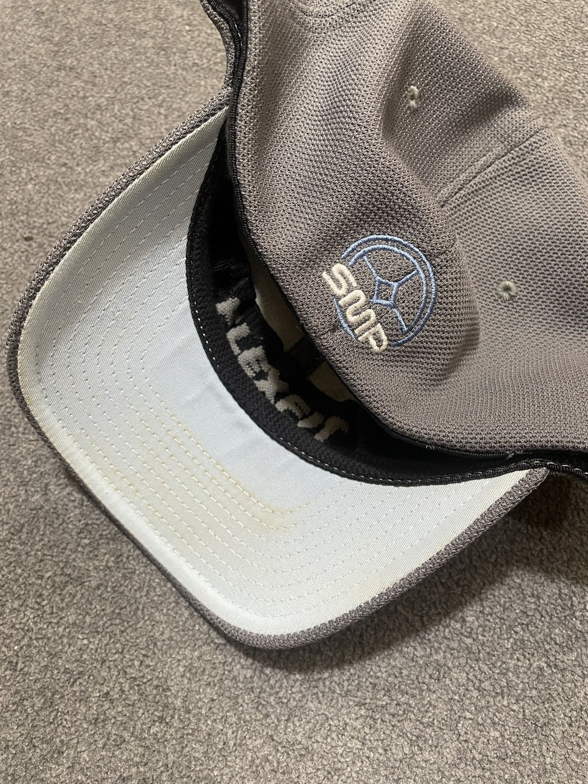 Yupong Vintage SMP Skateboard Flexfit Caps Size ONE SIZE - 3 Thumbnail