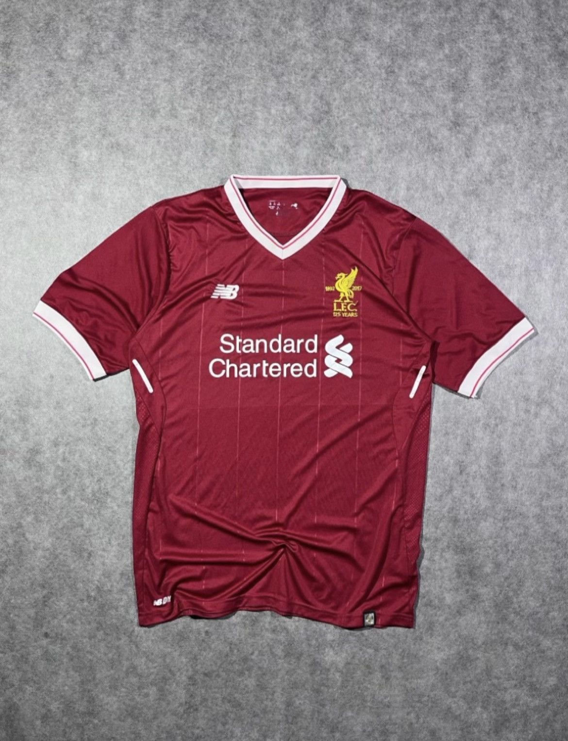 New Balance New Balance Liverpool FC T-shirt red size L new condition Size US L / EU 52-54 / 3 - 1 Thumbnail