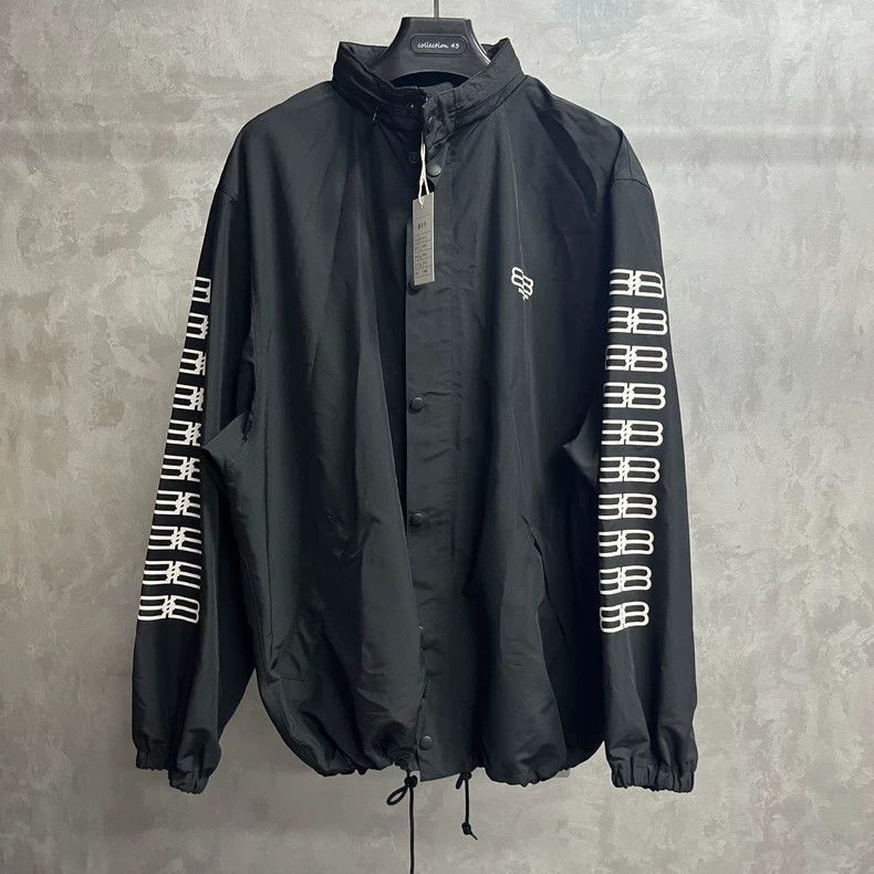 Balenciaga Balenciaga Black lock buckle print pattern logo submachine Size US XS / EU 42 / 0 - 1 Thumbnail