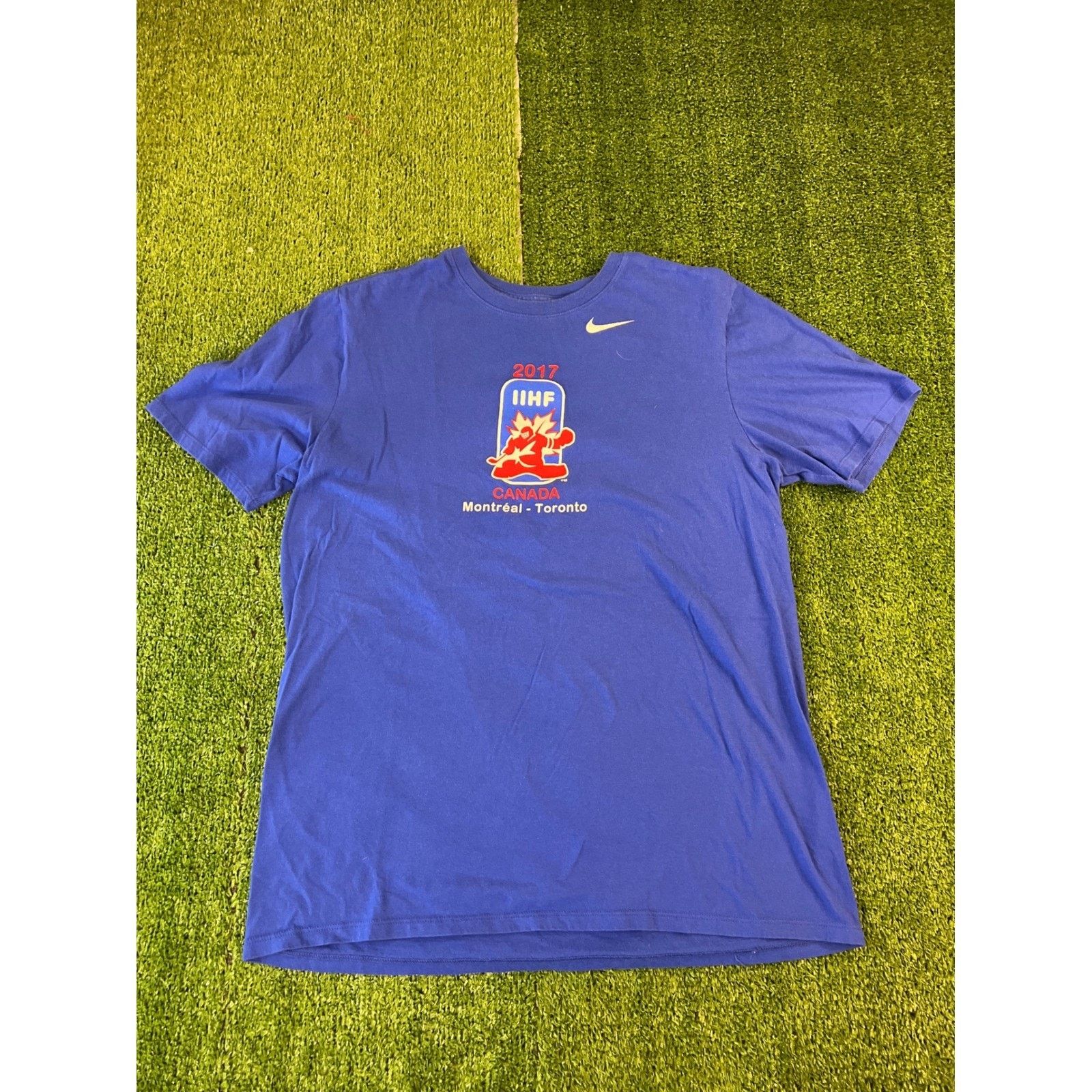 Nike Nike 2017 IIHF World Junior Championship Canada Tee Mens L Size US L / EU 52-54 / 3 - 1 Thumbnail