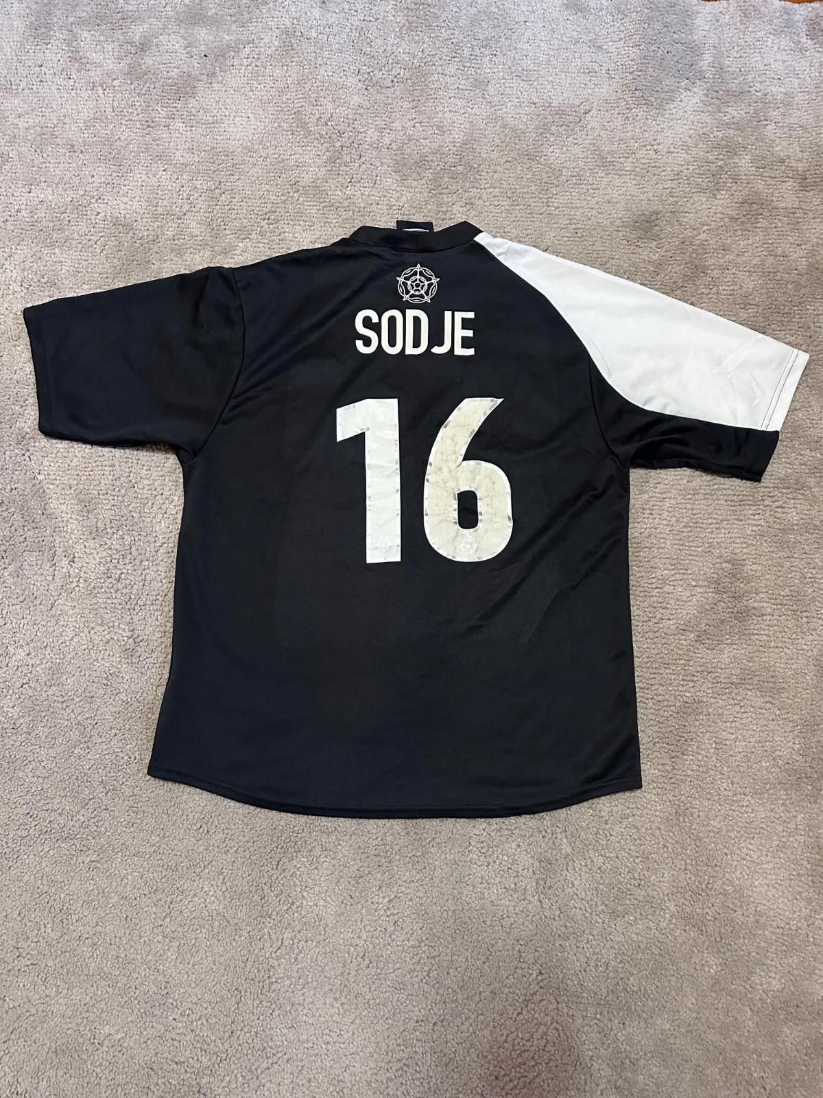 Admirable Co. #16 Sodje Huddersfield Town football shirt 2003/2005 Jersey Size US L / EU 52-54 / 3 - 7 Thumbnail