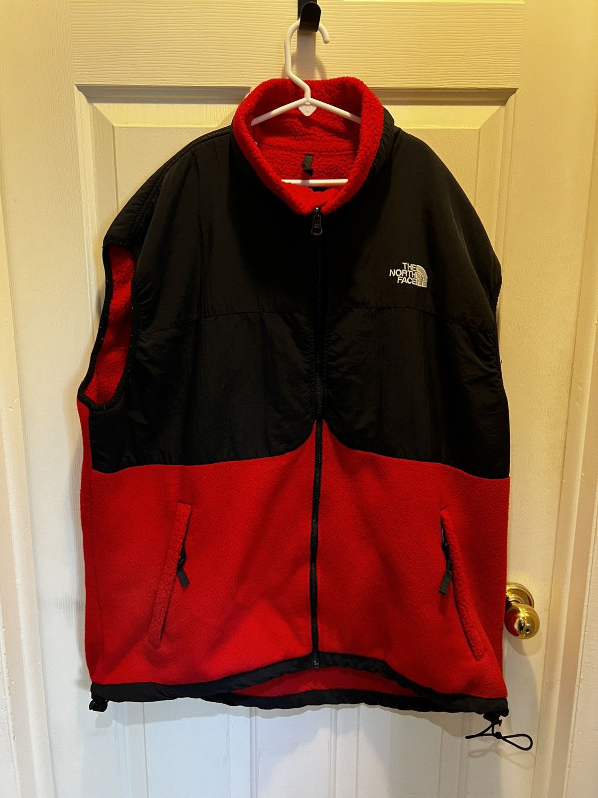 The North Face The North Face Red Black vest Size US XL / EU 56 / 4 - 1 Thumbnail