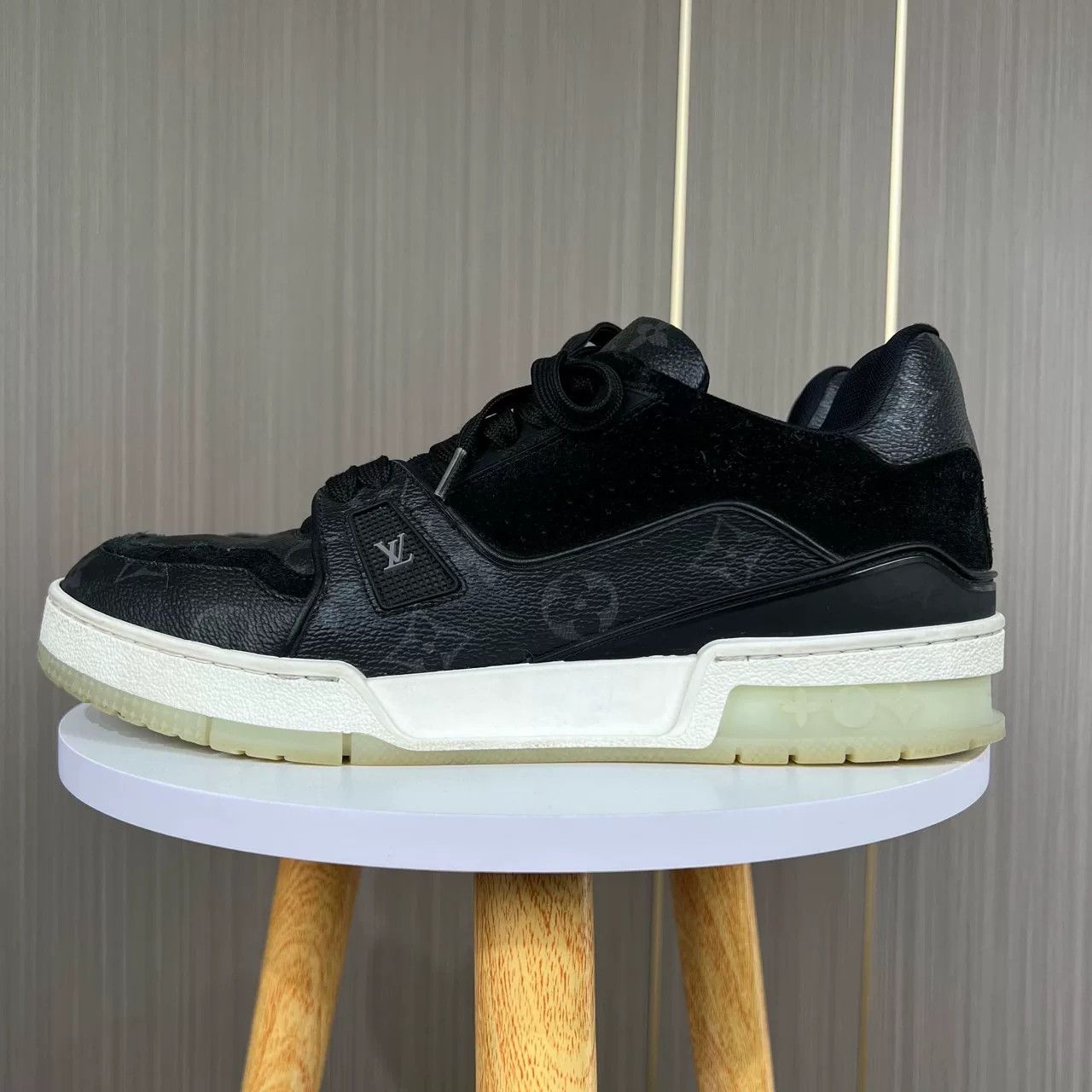 Louis Vuitton louis vuitton black trainer sneakers size 6.5 Size US 6.5 / EU 39-40 - 1 Thumbnail