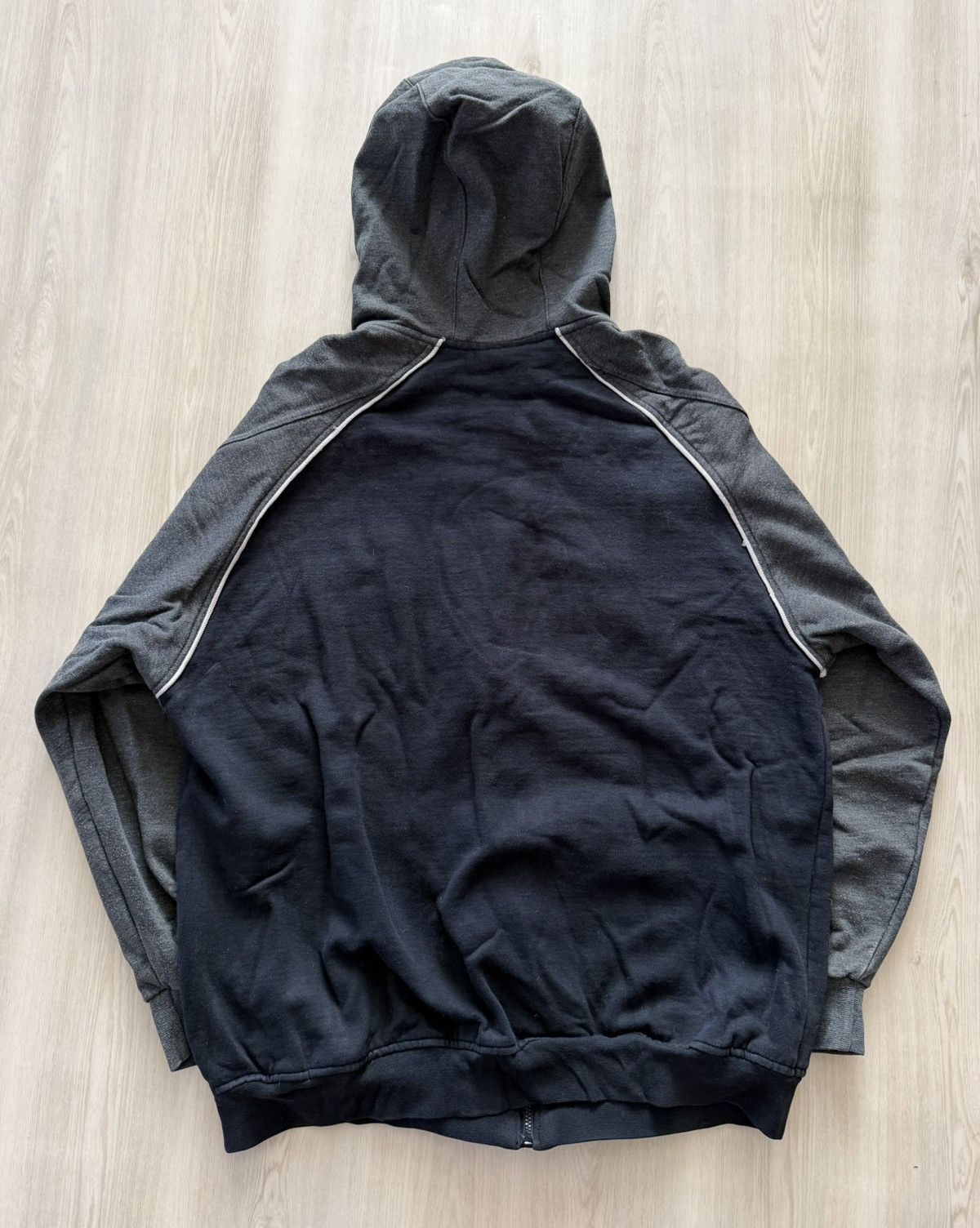 Rocawear Vtg Rocawear Full Zip Up Hoodie Embroidered Spellout Sz XL Size US XL / EU 56 / 4 - 6 Thumbnail