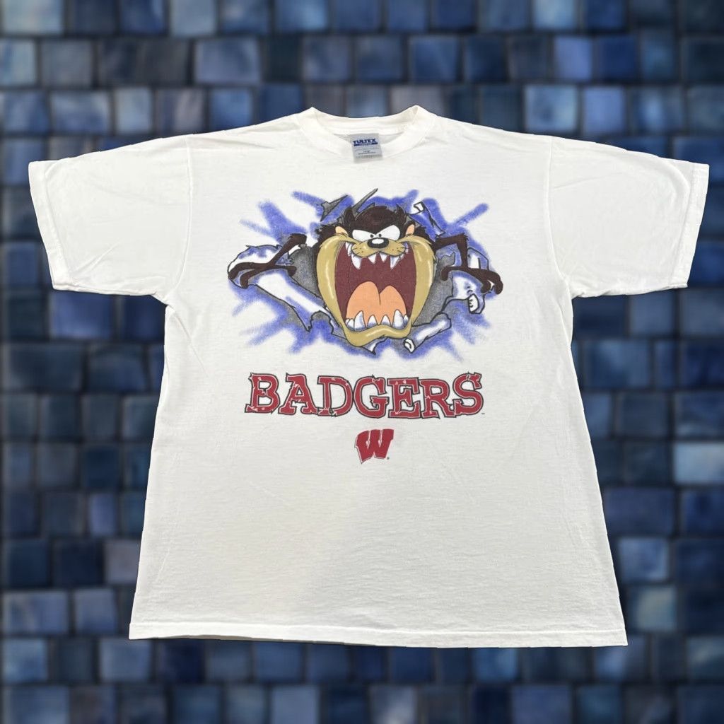 Tultex VINTAGE 1994 Looney Tunes Taz WI Badgers Double Sided T-Shirt SZ L NCAA Graphic Tultex Mens Cotton Off-White 1990s Taz WTF? Size US L / EU 52-54 / 3 - 1 Thumbnail