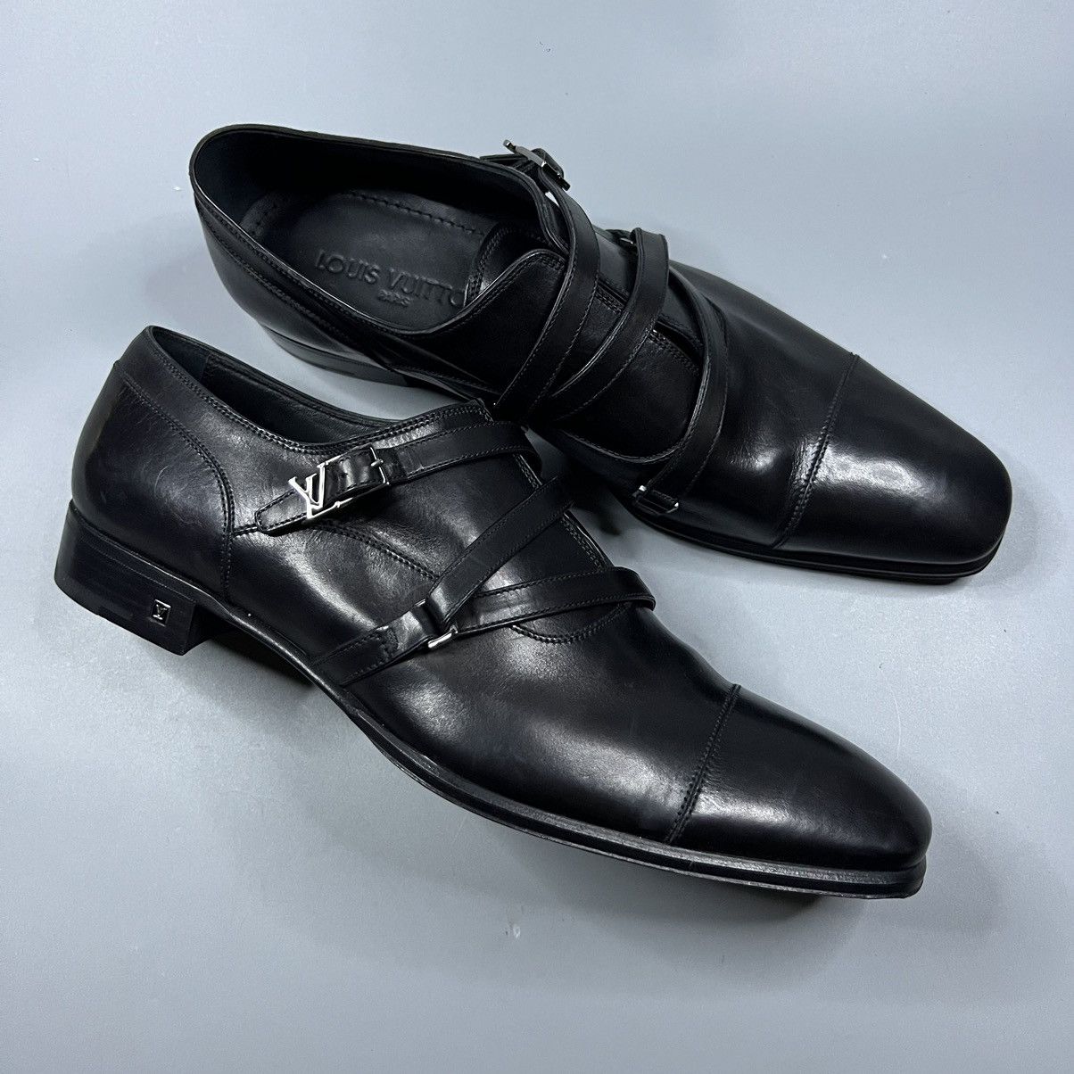 Louis Vuitton LV Logo Equinox Derby Leather Shoes