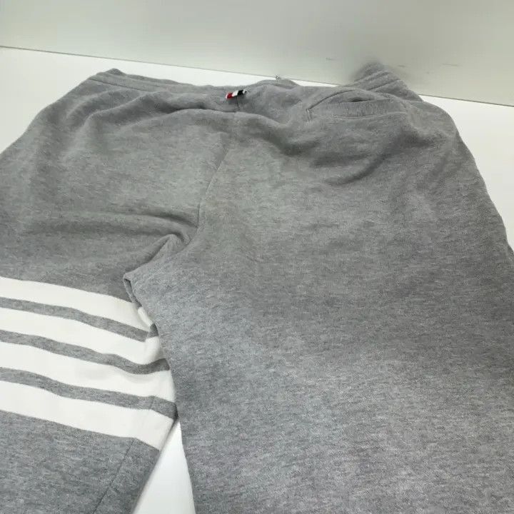 Thom Browne Thom Browne Classic Striped Gray Shorts for Men -2507 Size US 26 / EU 42 - 9 Thumbnail
