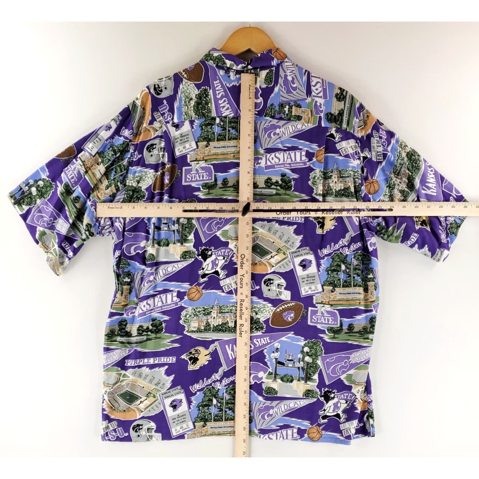Reyn Spooner VINTAGE? (No) - Actually item is Reyn Spooner K-State Kansas State University Button Up Shirt Rayon Mens L Purple Short Sleeve Button Up Rayon Mens L Size US L / EU 52-54 / 3 - 6 Thumbnail