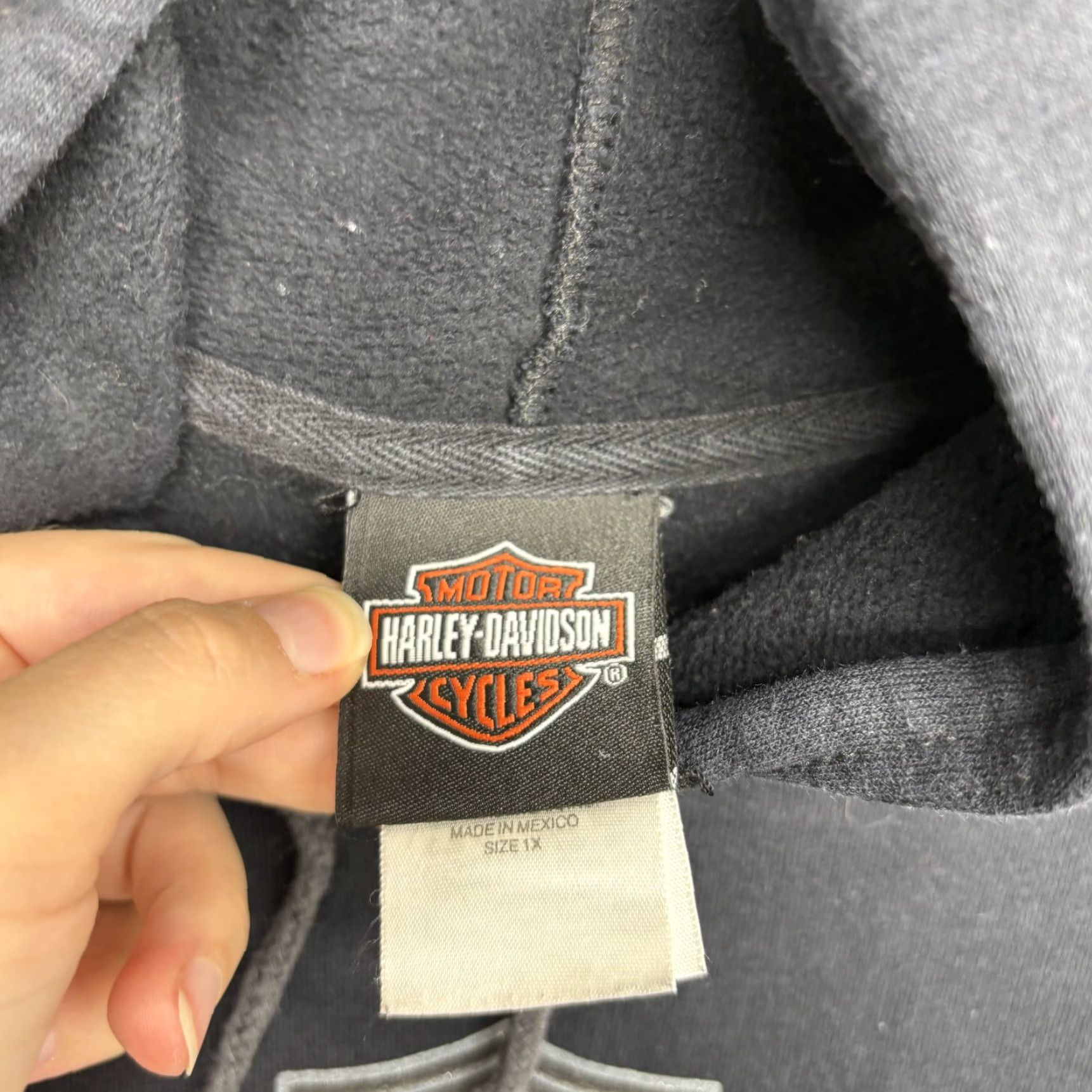 Harley Davidson Harley-Davidson Hoodie Mens 1X Pullover Bar Shield Town Country Cement City MI Black Size US XL / EU 56 / 4 - 7 Thumbnail
