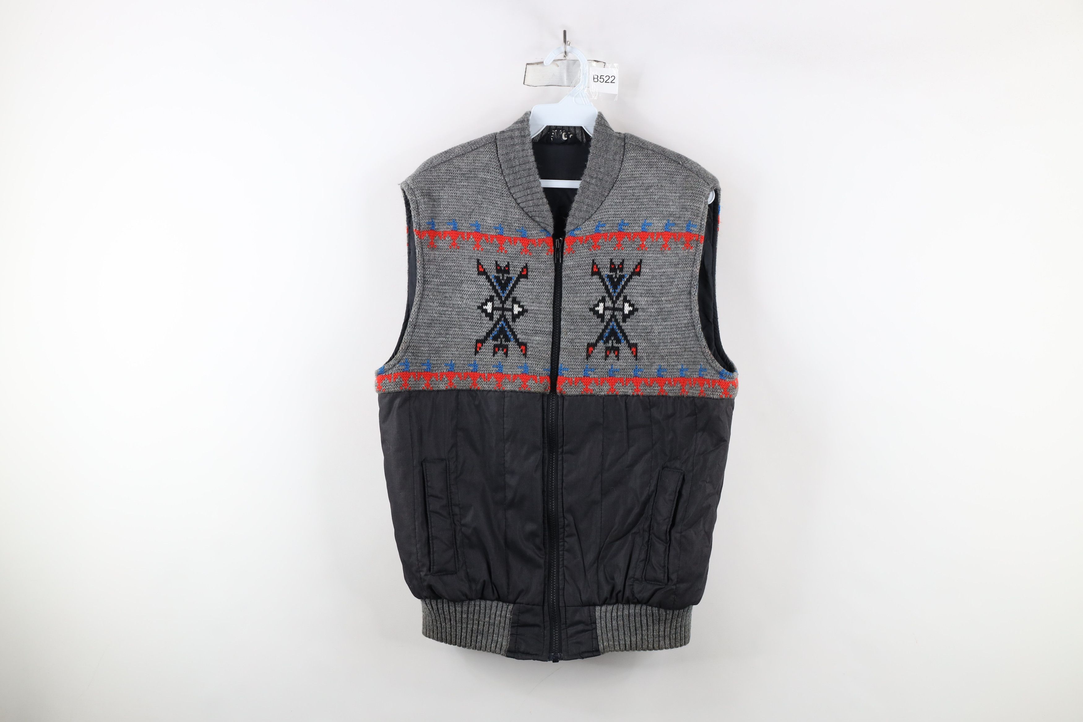 Vintage Vintage 70s Streetwear Southwestern Knit Puffer Vest Jacket Size US M / EU 48-50 / 2 - 1 Thumbnail