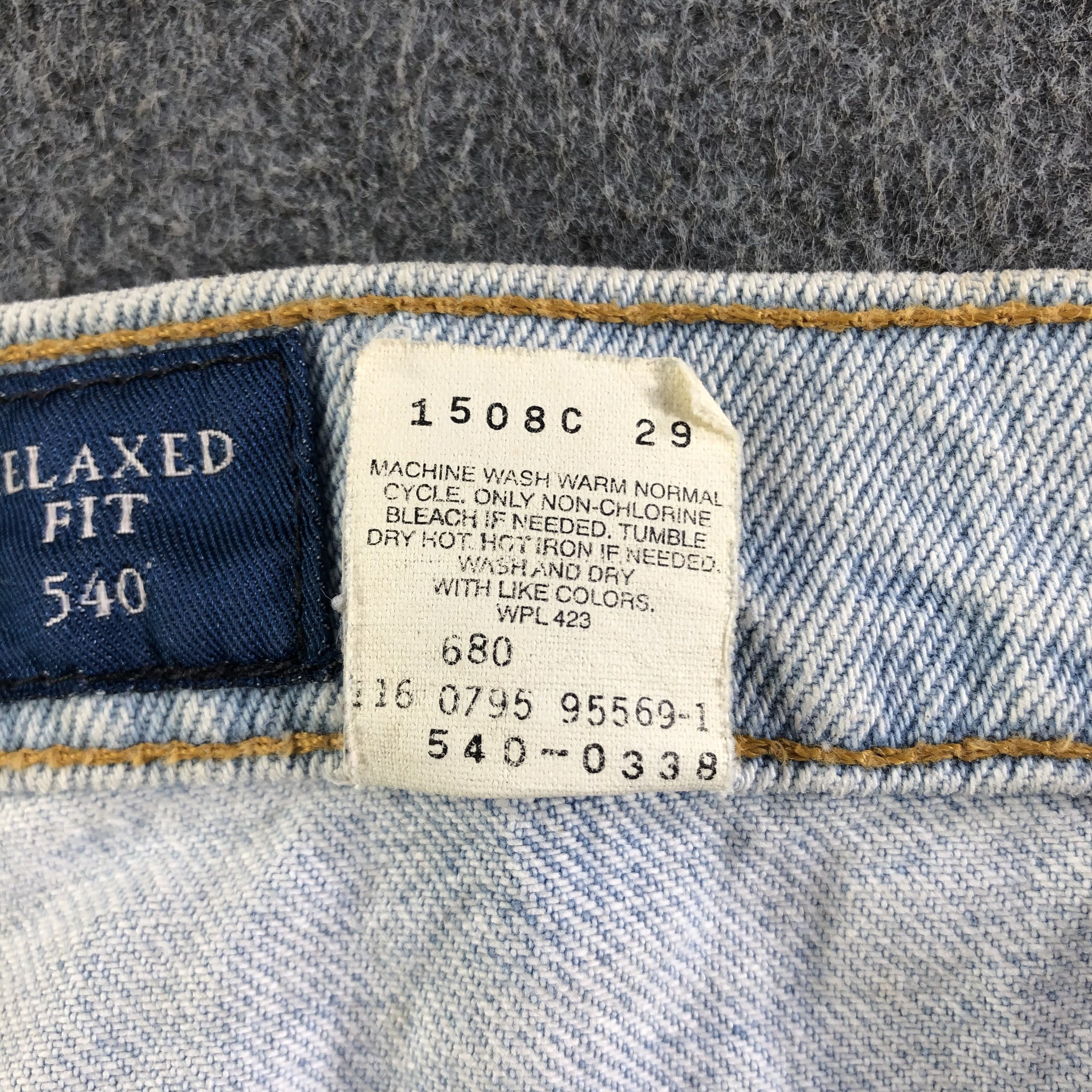 Levi's Vintage Light Wash Levis Jeans-J3145 Size US 37 - 10 Thumbnail