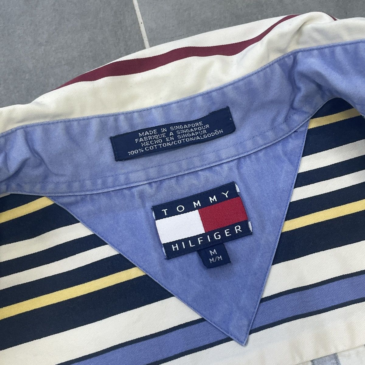 Tommy Hilfiger × Vintage Vintage Tommy Hilfiger Button Shirt Size M Size US M / EU 48-50 / 2 - 11 Thumbnail