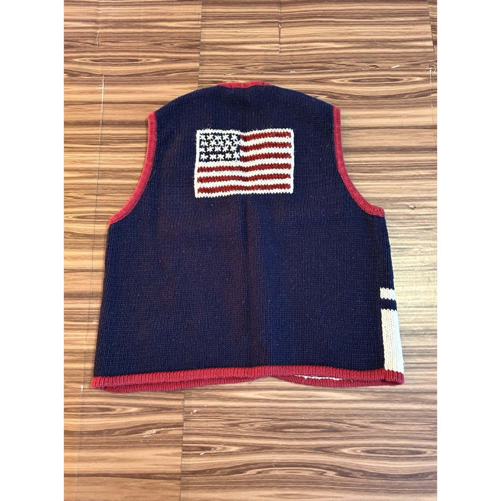 Vintage Marsh Landing Womens Vest Knit USA Red White Blue Short Sleeveless Buttoned Casual Small Blue USA Pattern Jacket Style Womens Size S / US 4 / IT 40 - 2 Thumbnail