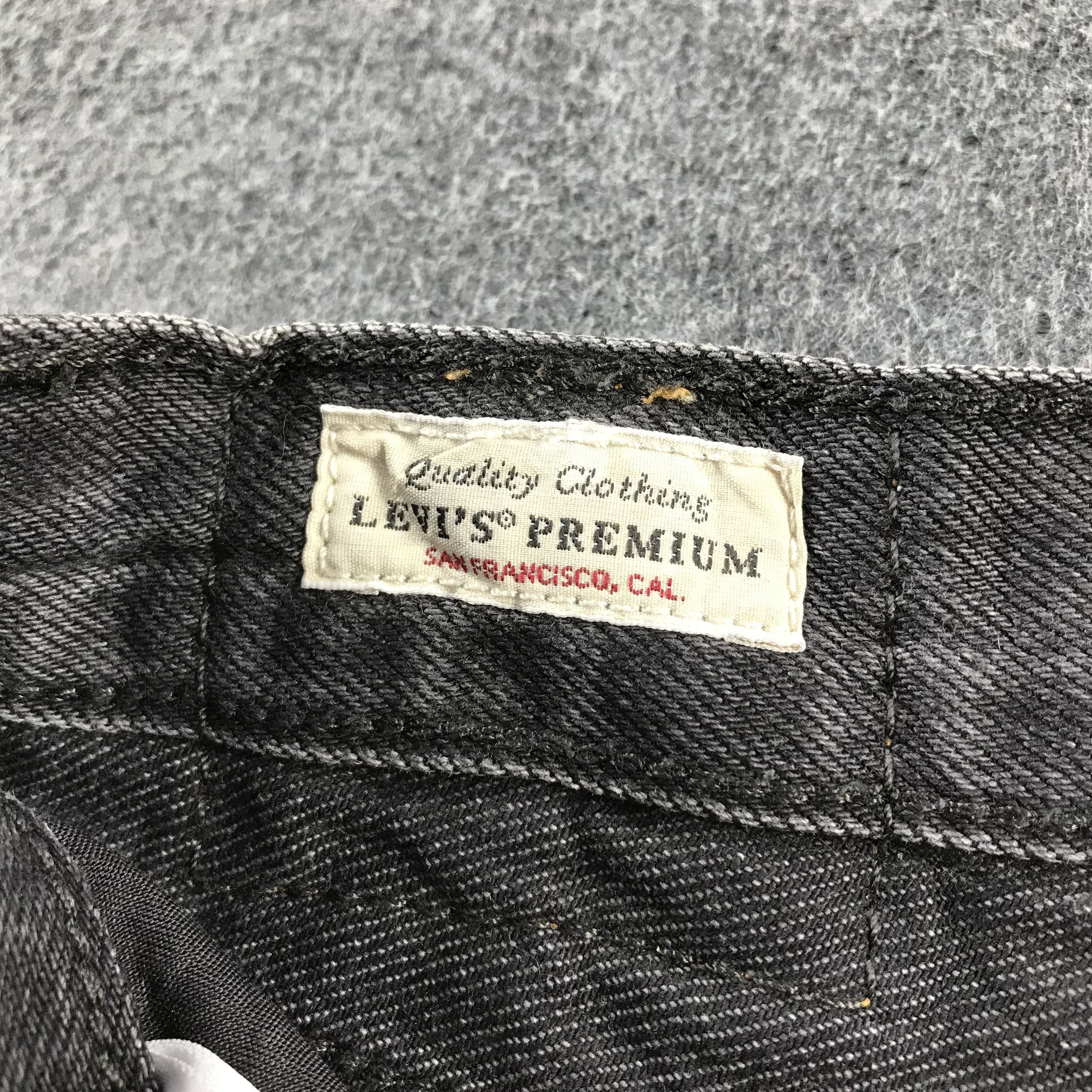 Levi's Vintage Y2K Levis Jeans Faded Black Wide Legs Denim KJ3388 Size US 29 - 12 Thumbnail