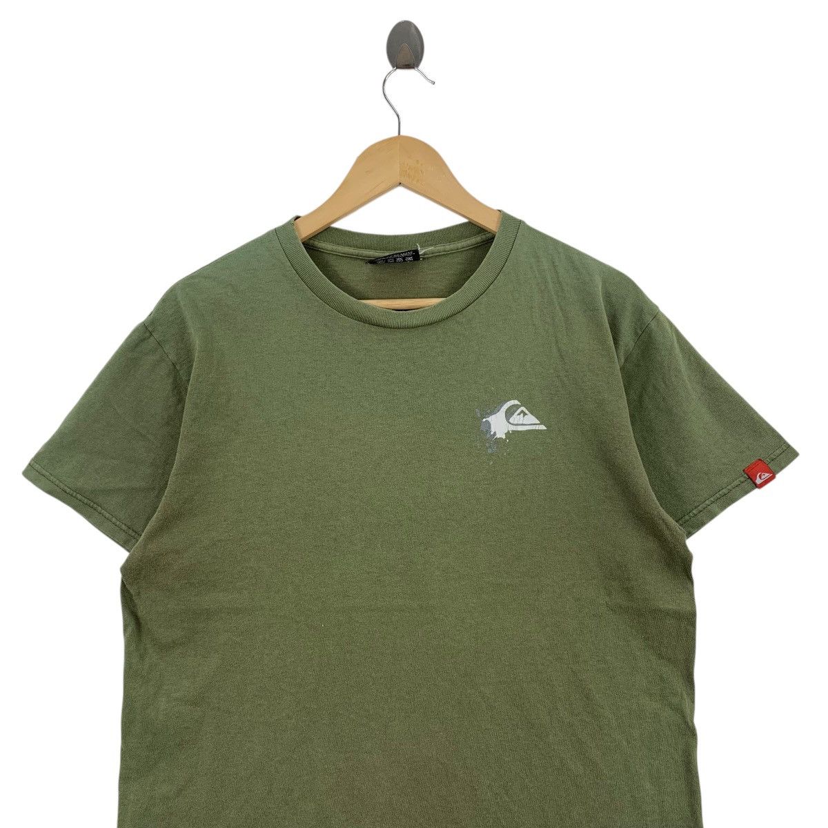 Quiksilver Vintage Y2K QUIKSILVER Backhit Surfing Surfboard Tshirt Size US M / EU 48-50 / 2 - 3 Thumbnail