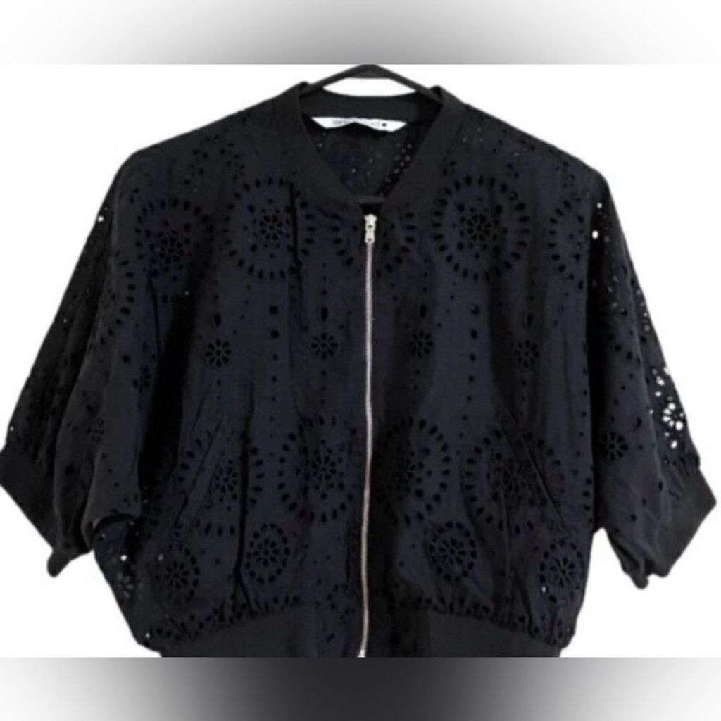Zara Zara Embroidered Eyelet Bomber Jacket | EUC | Sz S Size S / US 4 / IT 40 - 3 Thumbnail