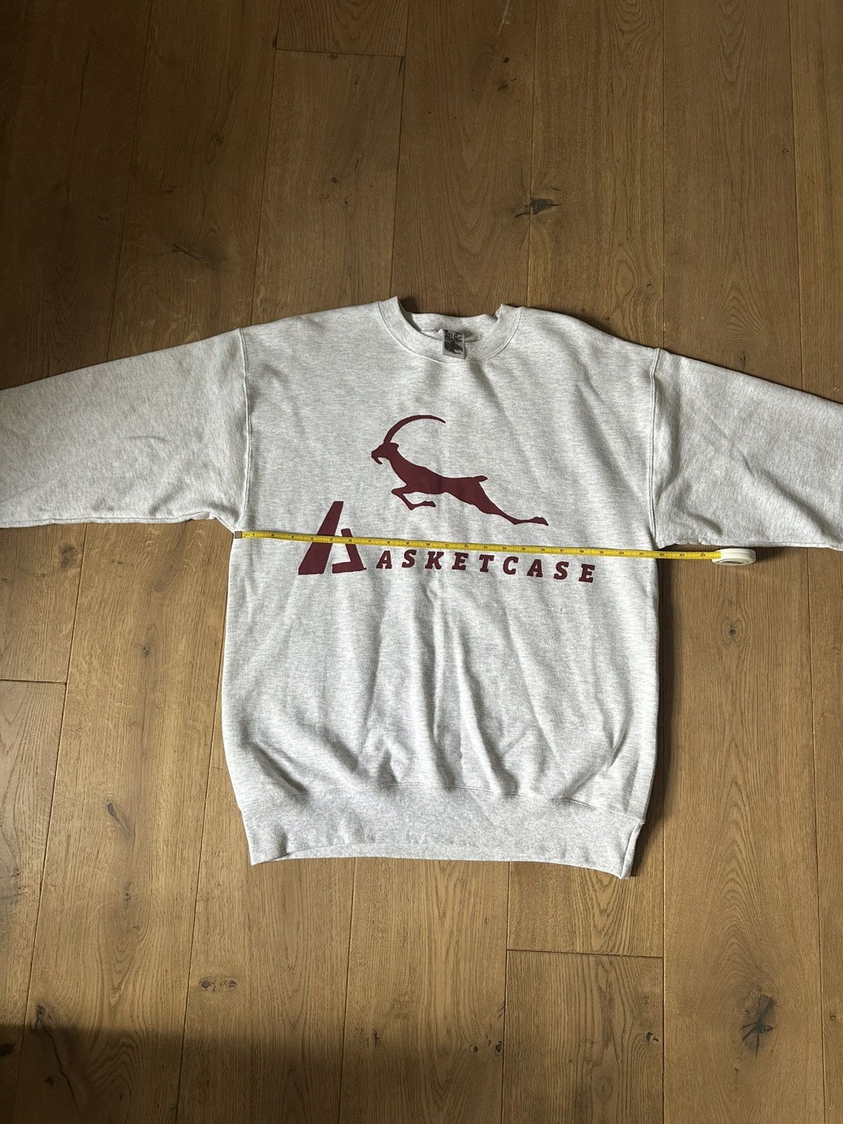 basketcase gallery Basketcase Gallery Crewneck Size US L / EU 52-54 / 3 - 6 Thumbnail
