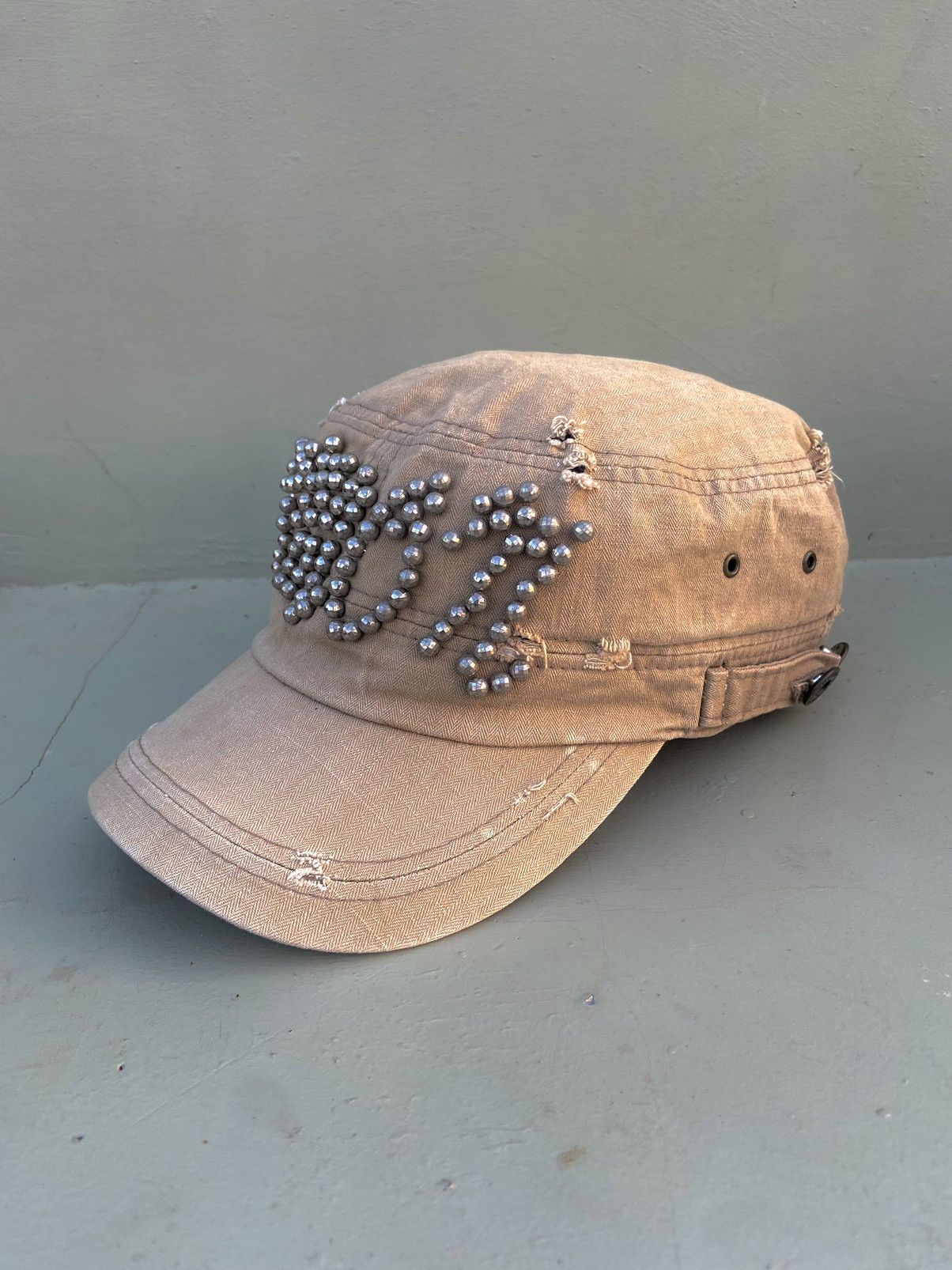If Six Was Nine 2000s Dmon studded buttons patrol hat Size ONE SIZE - 4 Thumbnail