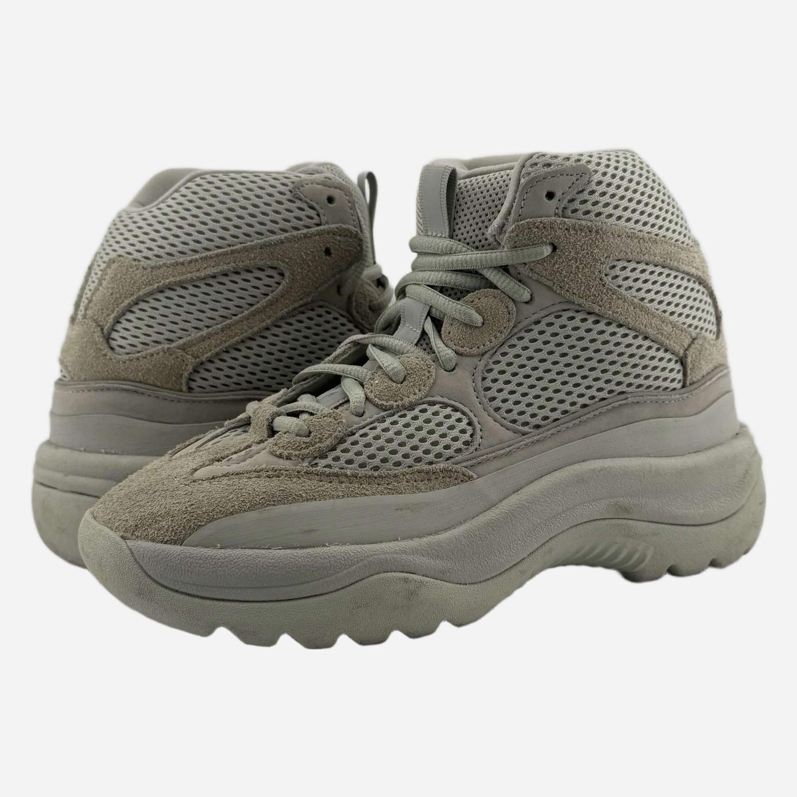 Adidas Adidas Yeezy Desert Boot Salt 5.5 Used No Box Size US 5.5 / EU 38 - 1 Thumbnail