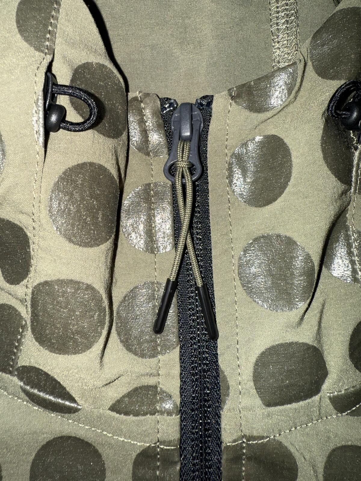 Nike Unrelease Nike Men’s Polka Dot Tech Pack Woven Jacket Sample Size US M / EU 48-50 / 2 - 2 Thumbnail
