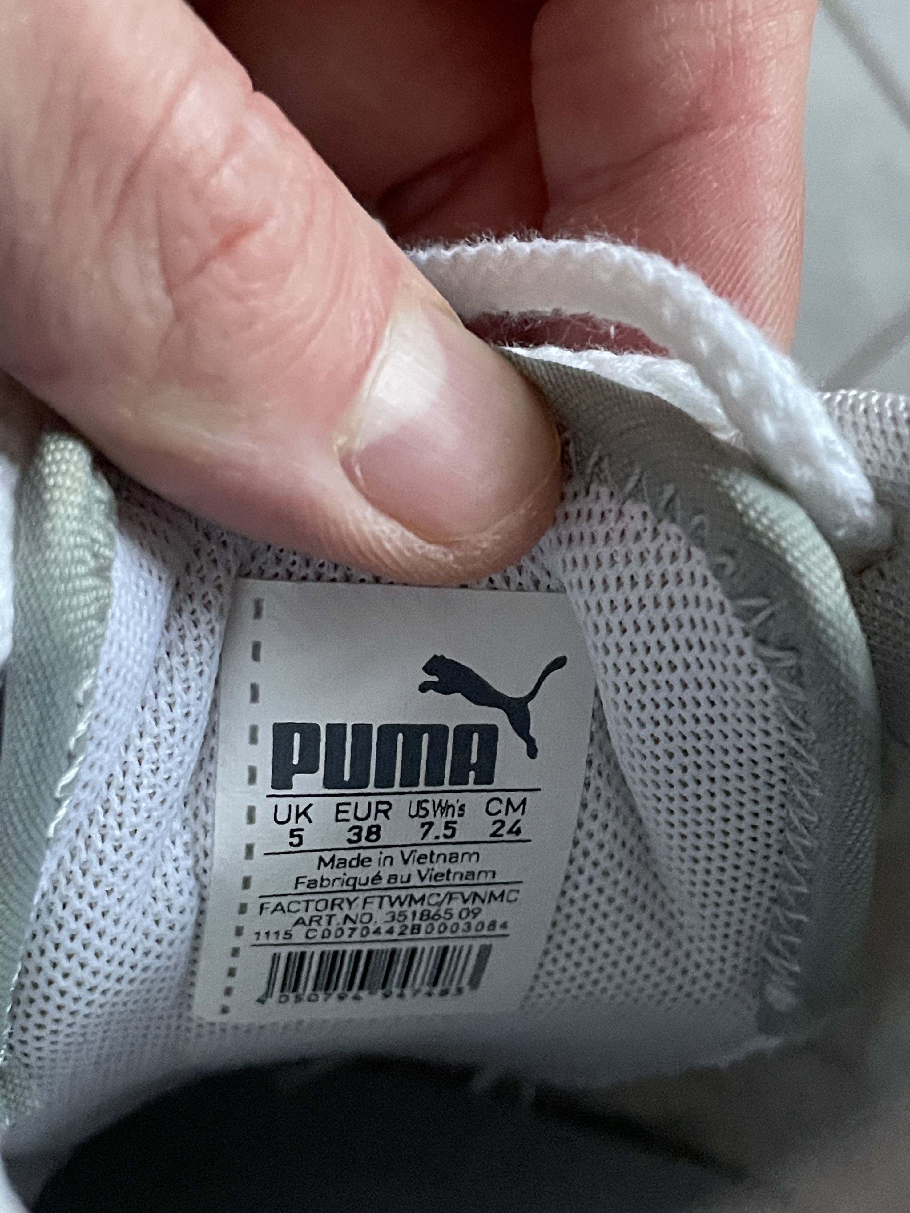 Puma VINTAGE Y2K PUMA WHITE PINK LEATHER ASANA MOSTRO SNEAKERS Size US 7.5 / IT 37.5 - 13 Thumbnail