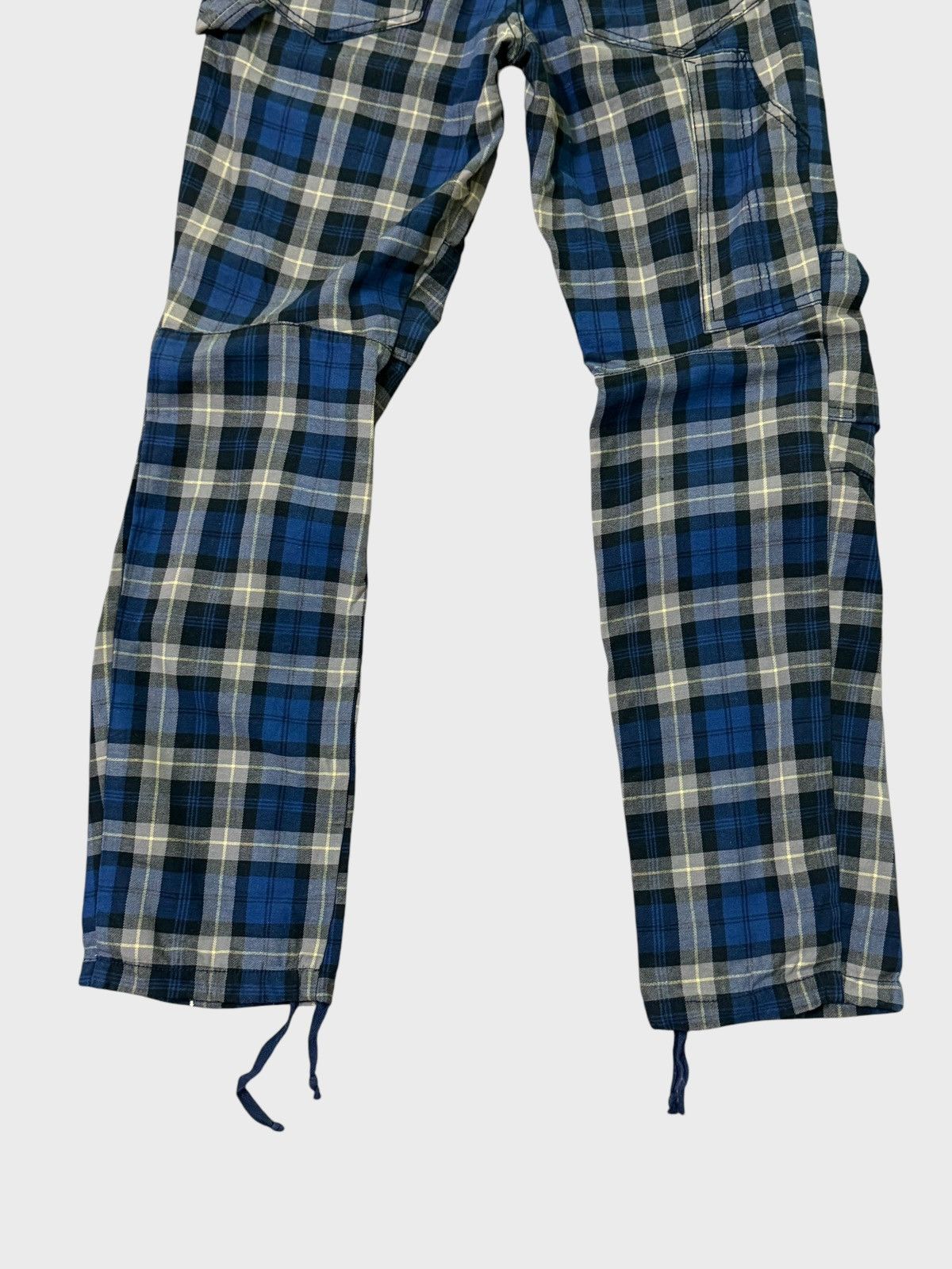 Japanese Brand VINTAGE RE DARK PLAID BLUE TARTAN PLAID PUNK DRAWSTRING PANT Size US 27 - 11 Thumbnail